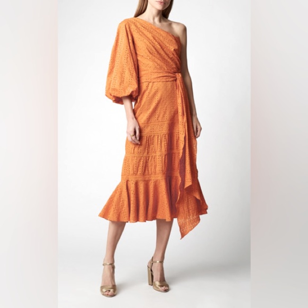 SALE 🔥🔥🔥🔥 On the horizon midi dress